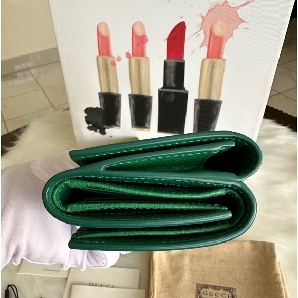 Auth GG Double Hook Wallet - Picture 7 of 16